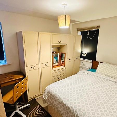 The Right Place. A Fabulous/Cozy Double Room Londres Extérieur photo